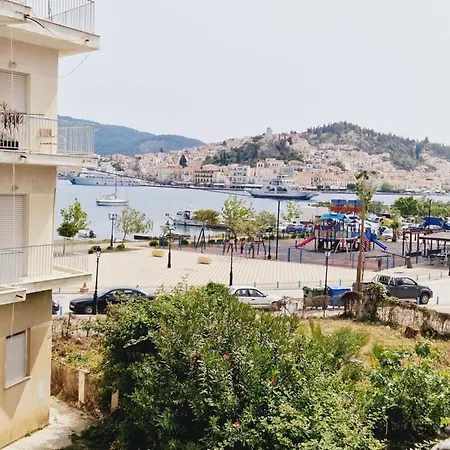 Saronic View * Galatas (Poros)